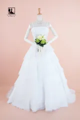 ネックレスイヤリング付ビーズ刺繍  ウエディングドレス 9号 (CLW1121)