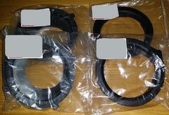 ランクル80 ウェザーストリップ 67871-60041 67872-60041 - メルカリ