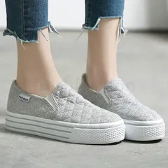 スニーカー キルティング スリッポン 無地 厚底 シューズ 旅行 運動会 ぺったんこ 歩きやすい 脚長 新品 定番