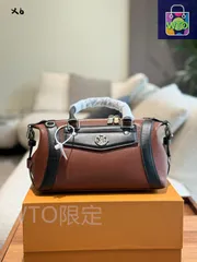 【今日特価】Louis Vuitton ルイヴィトン バイカー 小号 チップ仕様 ピクセル調皮革と多機能デザイン