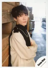 【中古】生写真(ジャニーズ) Snow Man/渡辺翔太/上半身/シングル「Grandeur」MV＆ジャケ写オフショット/公式生写真
