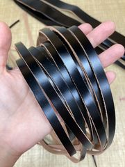 【ヌメ革】革紐 ハギレセット 革テープ ブラック 端革
