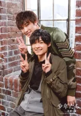 【中古】生写真(ジャニーズ) SixTONES/ジェシー・松村北斗/「少年たち 危機一髪!」オリジナルフォト