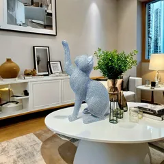 オブジェ 置物 前足を上げているネコ ねこ 猫 シルバー キラキラ インテリア リビング ダイニング 玄関 寝室 装飾 オーナメント 樹脂 プレゼント ギフト オシャレ 高級感 上品 棚装飾