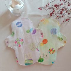 【布ナプキン】無添加コットンフランネルとダブルガーゼ ヨーヨー水風船柄 23cm 6層仕立て 2枚セット