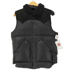 とーさん専用　Clarksワラビー　ロッキーマウンテンフェザーベッドコラボモデル 機動戦士ガンダム』と「ROCKY MOUNTAIN FEATHERBED（ロッキー