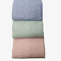 新品　夏寝苦しい夜にひんやりぐっすり眠れる接触冷感敷パッドシングル（カラー無地）のサムネイル
