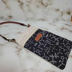 ハンドメイド スマホケース スマホポーチ ポケット付き No.134