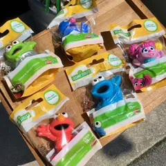 セサミストリート ハンドパペット 5体 まとめ売り Amazon.co.jp: ニキ SESAME STREET(セサミストリート)/クッキー