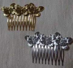 新品未使用☆現品限り☆ゴールド&シルバー☆小さめですが目立つかんざし☆ちょうちょモチーフヘアコーム2個セット☆