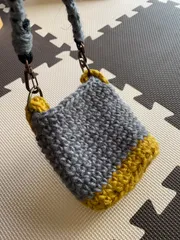 ショルダーバッグ（携帯・小物用）