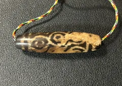 鳳九眼天珠　アンティーク感あり　１／チベット　天珠　dZi　ジービーズ　西蔵