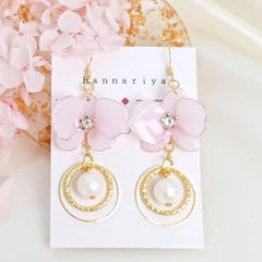 春新作✨胡蝶蘭✨ピンクゴールド🌸ピアスorイヤリングアレルギー対応❗オーダー可