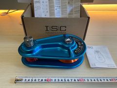 ISC社製　リギングプーリー　ブルー　16mm ミディアム　リギング　 アーボリスト　造園　ツリークライミング　林業　ツリーケア　特伐
