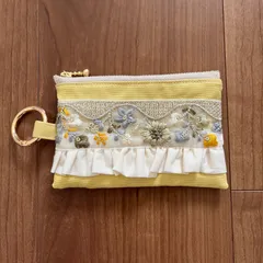 インド刺繍リボンのミニポーチ　イエロー×イエロー系