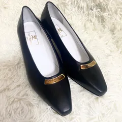 Courreges ロゴパンプス courreges クレージュ ブラック パンプス ゴールド ロゴ 新品