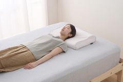 枕　エアリーピローカバーコンパクトタイプ　まくら　睡眠　熟睡　眠る　寝る　快適　寝やすい