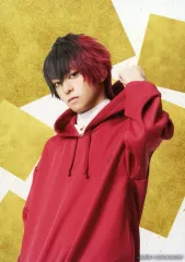 【中古】生写真(男性) 石川凌雅(肥前忠広)/上半身・キャラクターショット/「ミュージカル『刀剣乱舞』 祝玖寿 乱舞音曲祭」ブロマイド 刀剣男士(戦闘ver.+内番ver.) 内番ver.