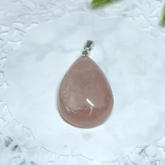 【E14971】ディープローズクォーツ　ペンダント　ピンク　濃いピンク　マダガスカル　Deep Rose Quartz Rose quartz＊Pendant＊天然石アクセサリー＊ペンダント＊