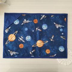 ランチョンマット　ランチマット　男の子　ハンドメイド　コズミックネイビー　宇宙柄　入園準備　入園セット　入園グッズ　入園入学　通園グッズ　お弁当袋　コップ袋　セット　ネイビー　コットン　裏地付きお名前書くだけランチョンマット