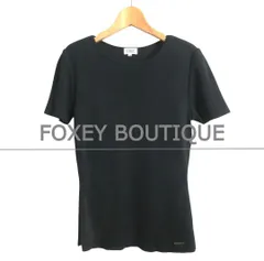 極美品 FOXEY BOUTIQUE フォクシー カットソー Tシャツ ニット クルーネック 半袖 ロゴプレート アクリル×レーヨン ブラック サイズ40 レディースのサムネイル