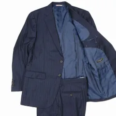 ✨極美品✨ UOMO BILLIARE 高品質 テーラードジャケット ネイビー ✨極美品✨ UOMO BILLIARE 高品質 テーラードジャケット