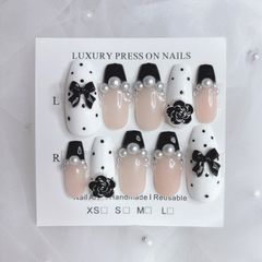 𝒌𝒂𝒘𝒂𝒊𝒊𝒄𝒉𝒂𝒏 - メルカリShops
