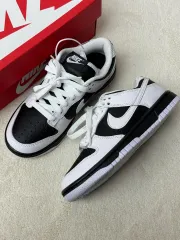 2024年最新】NIKE DUNK REVERSE PANDA の人気アイテム - メルカリ