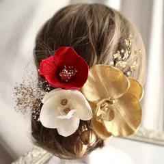 バーガンディ（ホワイト、レンガも選択可能）カメリアと胡蝶蘭の造花髪飾り　結婚式や成人式に　椿、カスミソウ、金箔