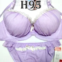 ♪[格安]40[H95＆4L]ブラ ショーツ セットpan cuteブラショーツセット　ライラック　銀ラメストライプ　大きなカップサイズ 　新品未使用