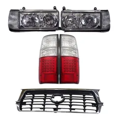 トヨタ ランドクルーザー80 純正3色テールランプ ランクル80 ハチマル トヨタ ランドクルーザー80 純正3色テールランプ ランクル80