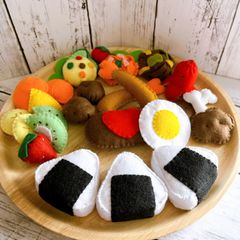 フェルトのおにぎり・お弁当