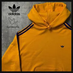 【限定コラボ】アディダス　ワンポイント刺繍　パーカー　人気　スリーストライプ