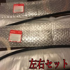 ハイエース ラジエーターグリル 53111-V3040 53111-V3050 - メルカリ