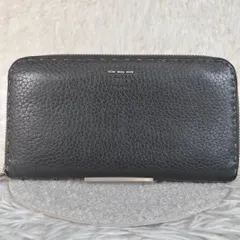 美品　FENDI 長財布　セレリア　レザー　ラウンドファスナー　グレー