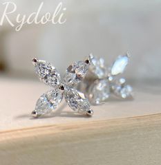 PT950 0.8ct オーダーメイドピアス ラボグロウンダイヤモンド プラチナジュエリー 誕生日記念日プレゼント マーキスカットダイヤピアス フラワーモチーフピアス