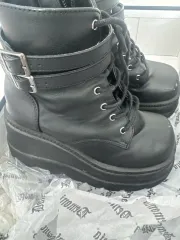 2025年最新】demoniaブーツの人気アイテム - メルカリ