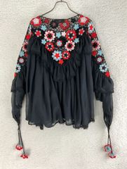 【お値引き交渉大歓迎】未使用 ALANUi　アラヌイ S ブラック×レッド×ピンク×ブルー フラワー刺繍ワイドフレアブラウス