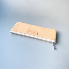 【☆】イタリアンレザー　ペンケース　春色　ベージュ③　マヤベリー　(出品番号43)