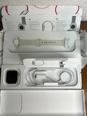 週末限定値下【極美品】Apple Watch SE 第2世代 40mm S/M H9X3NP