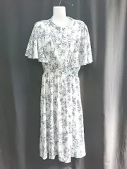 ◇ ⊂ classicalelf クラシカルエルフ 花柄 半袖 膝下丈 フレア ワンピース サイズF ホワイト レディース E  【1503040005947】