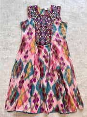 "SONA CHANDI" embroidery×Ikat sleeveless dress