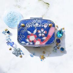 和桜のピルケース　レジンハンドメイド　ハンドメイドピルケース　レジンピルケース　小物入れ　薬入れ