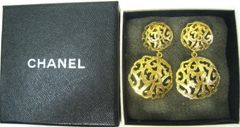 美品 激レア ヴィンテージ シャネルCHANELイヤリング 白石入 2 ロゴ 3  