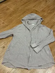 チェックフード付きシャツ