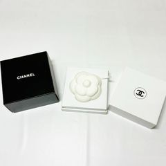 CHANEL カメリア付き ブローチ用ギフトBOX ショップ袋付 - メルカリ