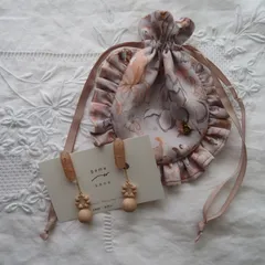 handmadeピアスと巾着ｓｅｔ