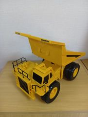 コマツダンプトラック　HD785　１/45サイズ