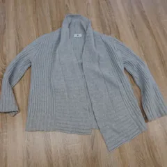 美品。オールドイングランド。カーディガン。ライトグレー系。36。