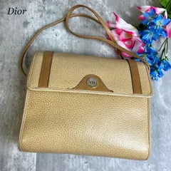 【良品】 Christian Dior クリスチャンディオール ポシェット ショルダーバッグ フラップ ゴールド金具 ロゴ型押し シボレザー 肩掛け 斜め掛け ベージュ 肌色 ブラウン 茶色